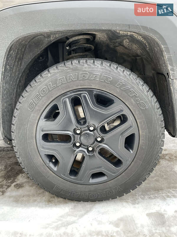 Внедорожник / Кроссовер Jeep Renegade 2018 в Хмельницком