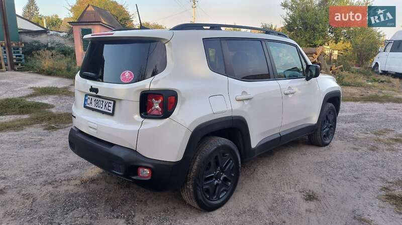 Внедорожник / Кроссовер Jeep Renegade 2018 в Смеле