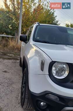 Внедорожник / Кроссовер Jeep Renegade 2018 в 