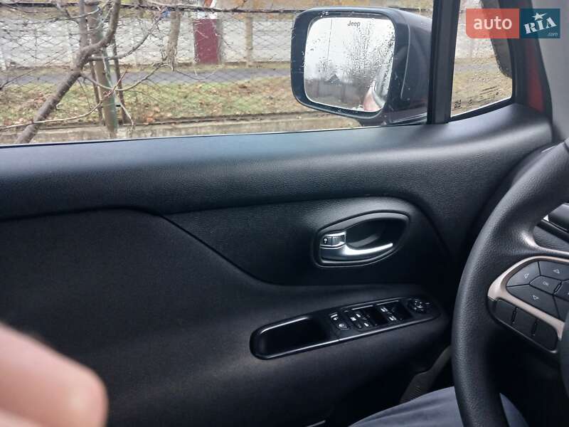 Внедорожник / Кроссовер Jeep Renegade 2017 в Высокополье фото 6 Внедорожник / Кроссовер Jeep Renegade 2017 в Высокополье