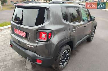 Позашляховик / Кросовер Jeep Renegade 2016 в Дубні