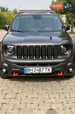 Внедорожник / Кроссовер Jeep Renegade 2016 в Одессе