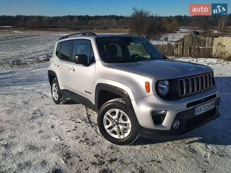 Внедорожник / Кроссовер Jeep Renegade 2018 в Миргороде