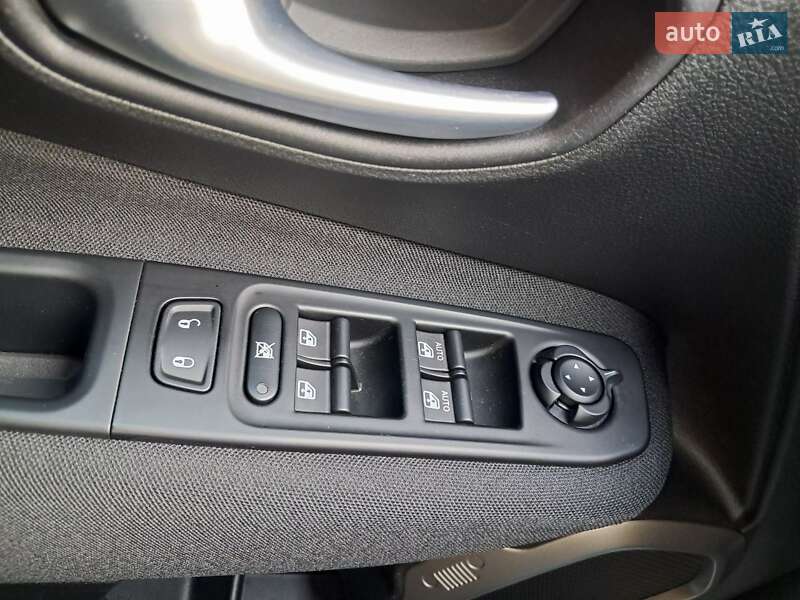 Позашляховик / Кросовер Jeep Renegade 2020 в Харкові