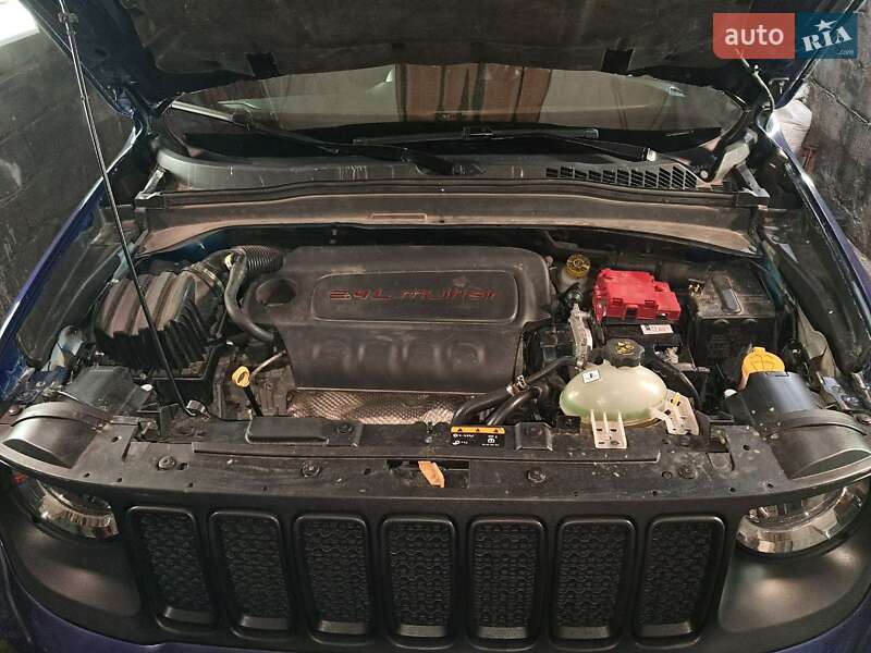 Позашляховик / Кросовер Jeep Renegade 2020 в Харкові