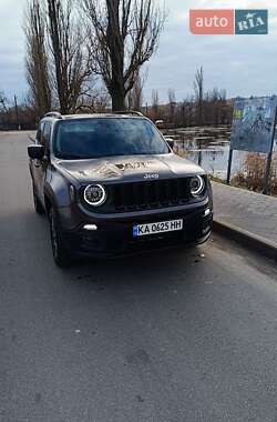 Внедорожник / Кроссовер Jeep Renegade 2016 в Василькове