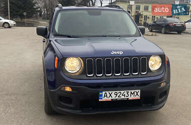 Позашляховик / Кросовер Jeep Renegade 2016 в Валках