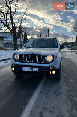 Позашляховик / Кросовер Jeep Renegade 2016 в Коломиї