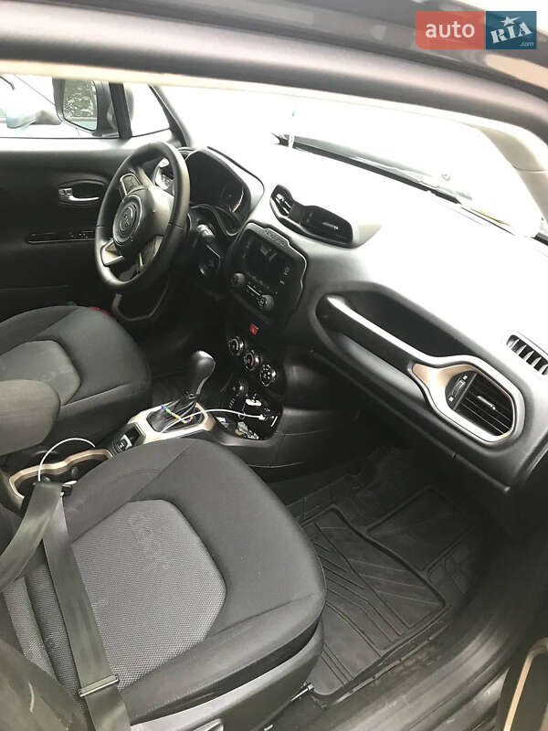 Внедорожник / Кроссовер Jeep Renegade 2017 в Киеве