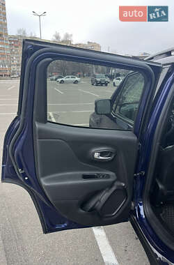 Внедорожник / Кроссовер Jeep Renegade 2019 в 