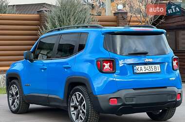 Позашляховик / Кросовер Jeep Renegade 2015 в 