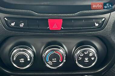 Позашляховик / Кросовер Jeep Renegade 2015 в 