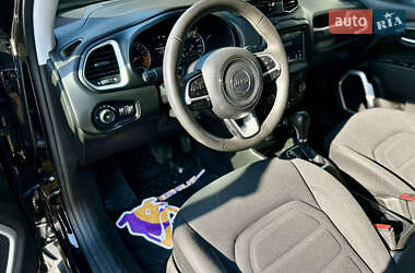 Внедорожник / Кроссовер Jeep Renegade 2018 в 