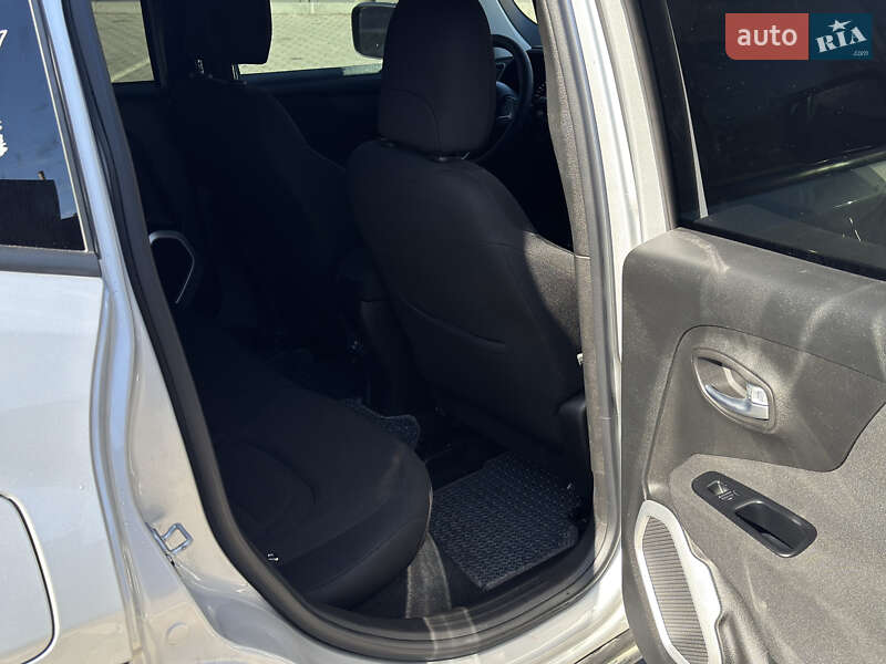 Внедорожник / Кроссовер Jeep Renegade 2018 в Чемеровцах