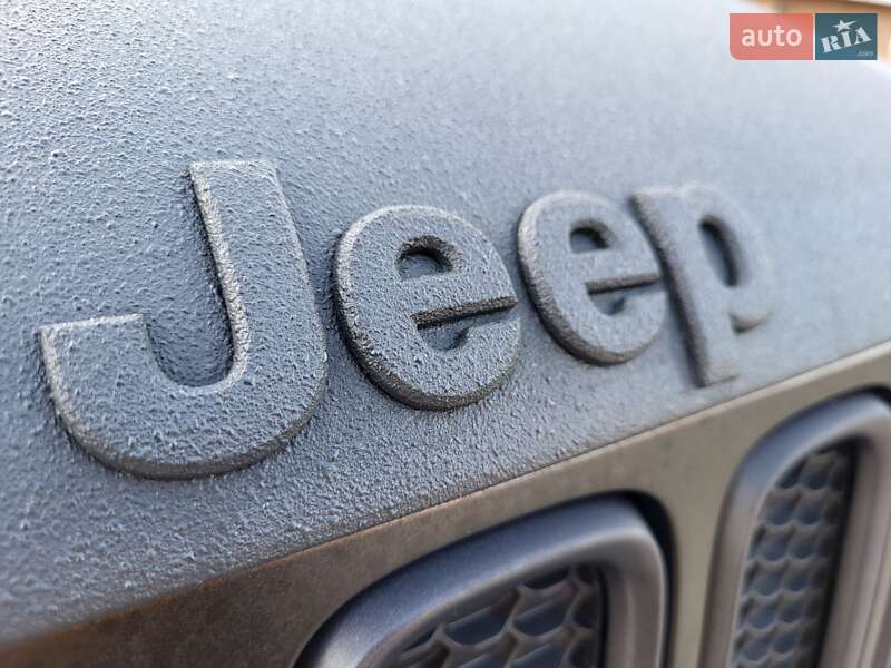 Позашляховик / Кросовер Jeep Renegade 2016 в Києві