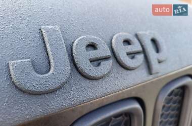 Внедорожник / Кроссовер Jeep Renegade 2016 в 