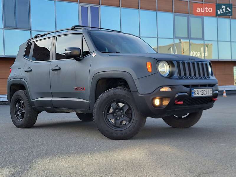 Позашляховик / Кросовер Jeep Renegade 2016 в Києві