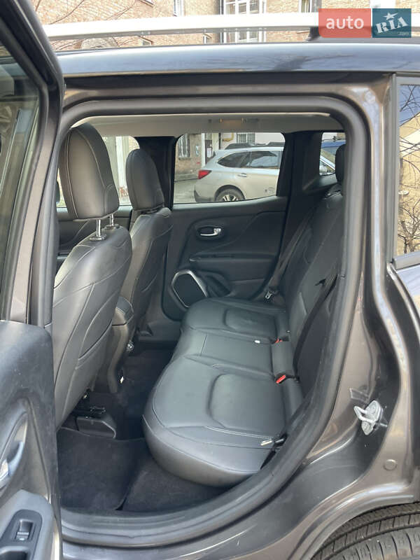 Внедорожник / Кроссовер Jeep Renegade 2018 в Киеве фото 13 Внедорожник / Кроссовер Jeep Renegade 2018 в Киеве