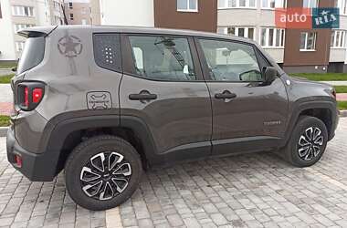 Позашляховик / Кросовер Jeep Renegade 2019 в 