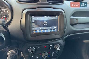Внедорожник / Кроссовер Jeep Renegade 2020 в 