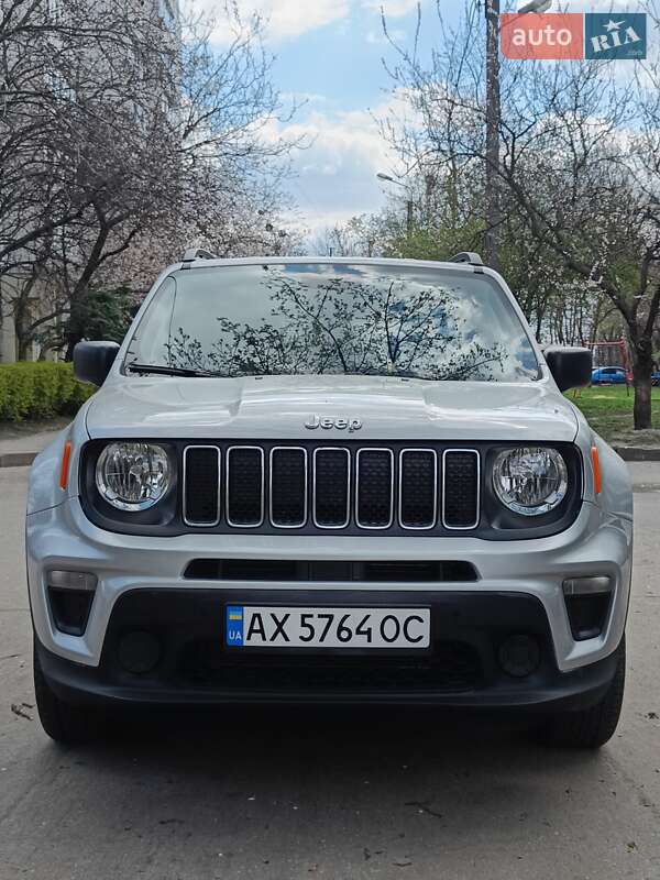 Внедорожник / Кроссовер Jeep Renegade 2019 в 