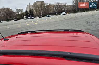 Позашляховик / Кросовер Jeep Renegade 2015 в 