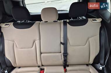 Позашляховик / Кросовер Jeep Renegade 2015 в 