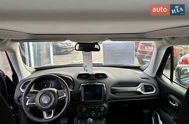 Внедорожник / Кроссовер Jeep Renegade 2018 в 