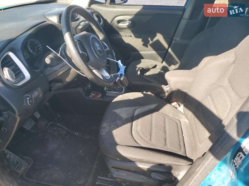 Позашляховик / Кросовер Jeep Renegade 2021 в Львові