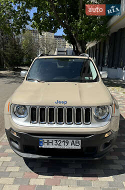 Внедорожник / Кроссовер Jeep Renegade 2016 в 