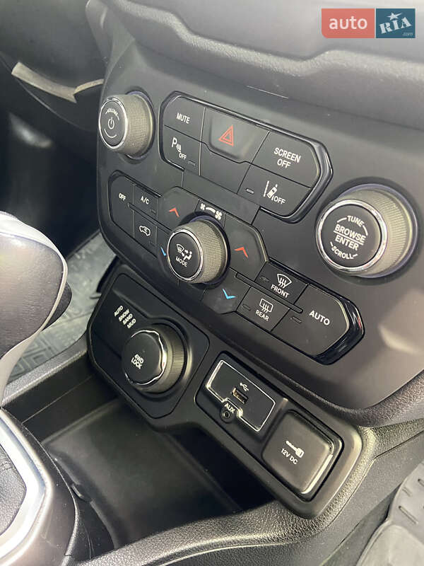 Внедорожник / Кроссовер Jeep Renegade 2018 в Ивано-Франковске