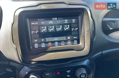 Внедорожник / Кроссовер Jeep Renegade 2021 в 