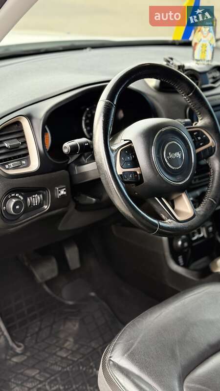 Внедорожник / Кроссовер Jeep Renegade 2016 в Харькове