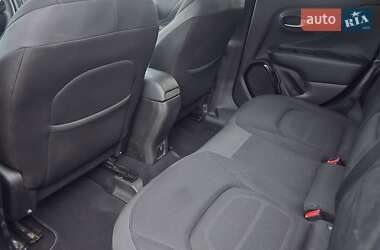 Внедорожник / Кроссовер Jeep Renegade 2017 в 