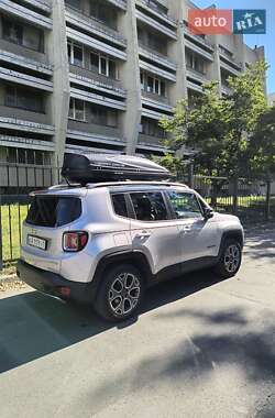 Внедорожник / Кроссовер Jeep Renegade 2015 в 