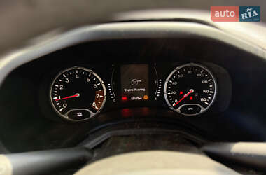 Позашляховик / Кросовер Jeep Renegade 2020 в 