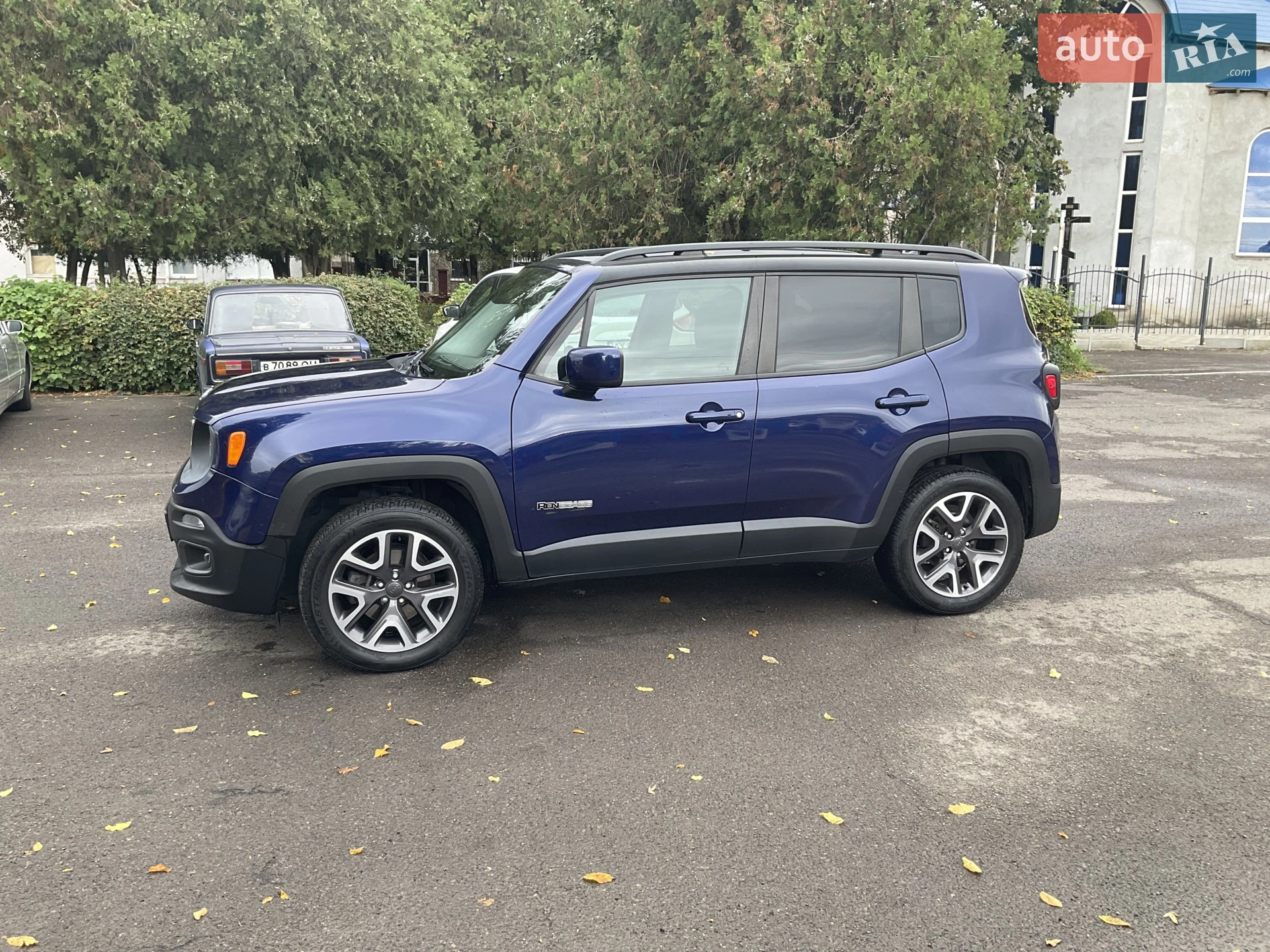 2015 Jeep Renegade - мініатюра 2