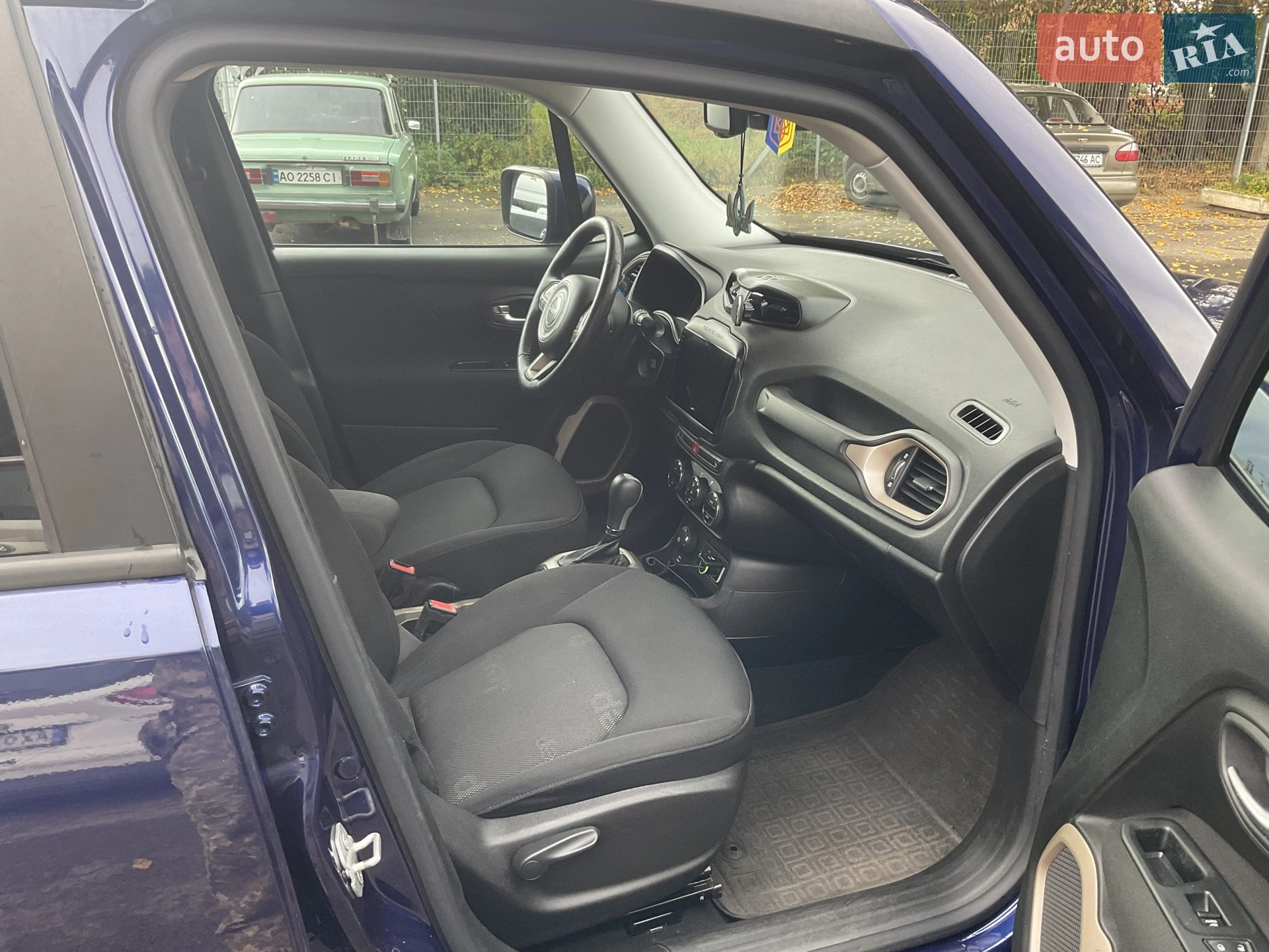 2015 Jeep Renegade - мініатюра 10
