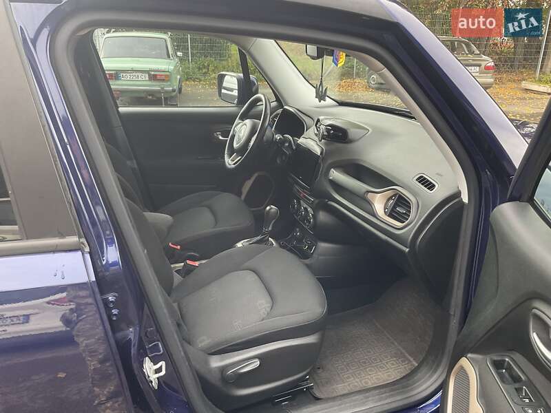 Позашляховик / Кросовер Jeep Renegade 2015 в Ужгороді