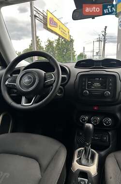 Внедорожник / Кроссовер Jeep Renegade 2017 в 