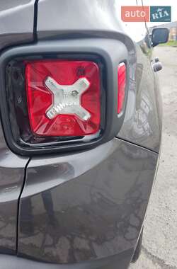 Внедорожник / Кроссовер Jeep Renegade 2020 в Виннице