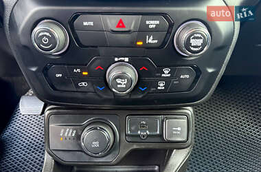 Позашляховик / Кросовер Jeep Renegade 2020 в 