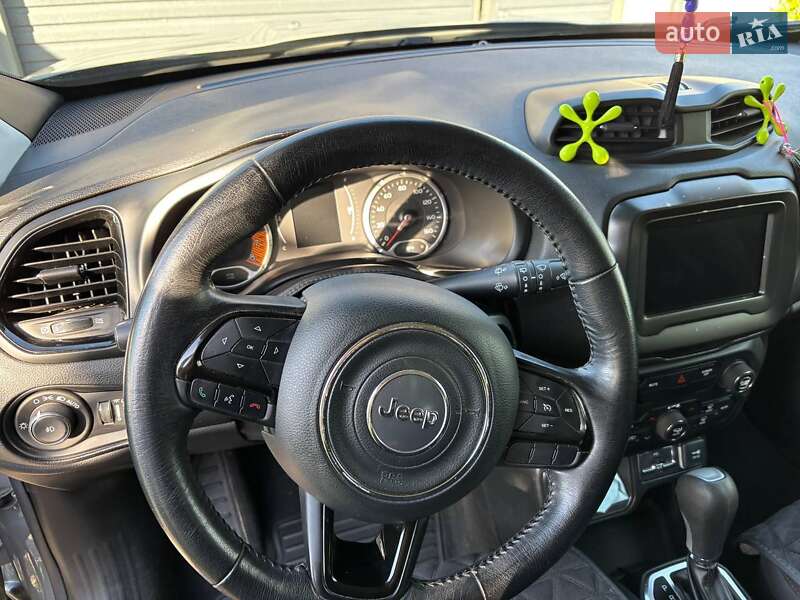 Внедорожник / Кроссовер Jeep Renegade 2019 в Сумах