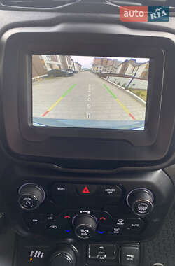 Внедорожник / Кроссовер Jeep Renegade 2018 в 