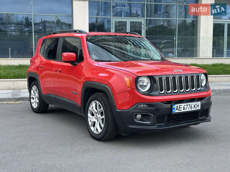 Внедорожник / Кроссовер Jeep Renegade 2015 в 
