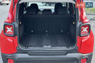 Внедорожник / Кроссовер Jeep Renegade 2015 в 