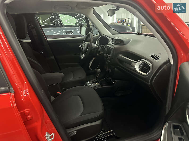 Внедорожник / Кроссовер Jeep Renegade 2019 в Киеве