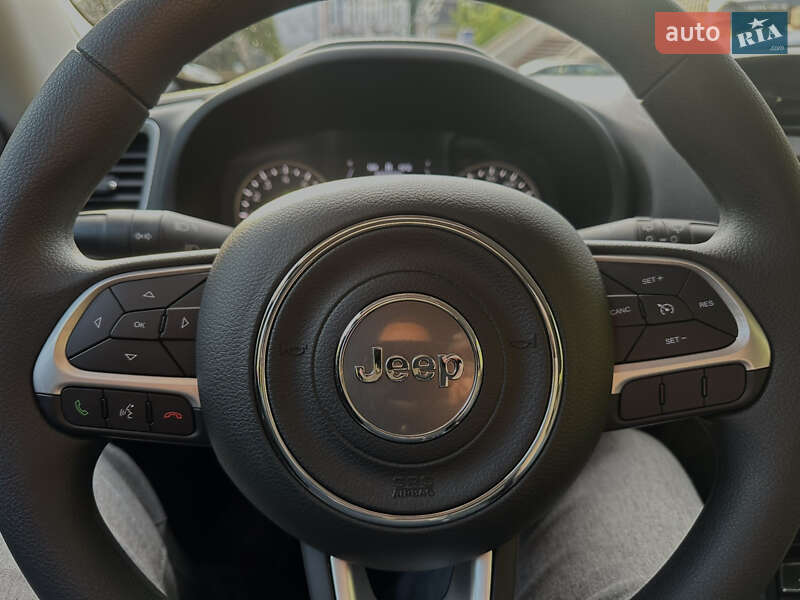 Внедорожник / Кроссовер Jeep Renegade 2019 в Киеве