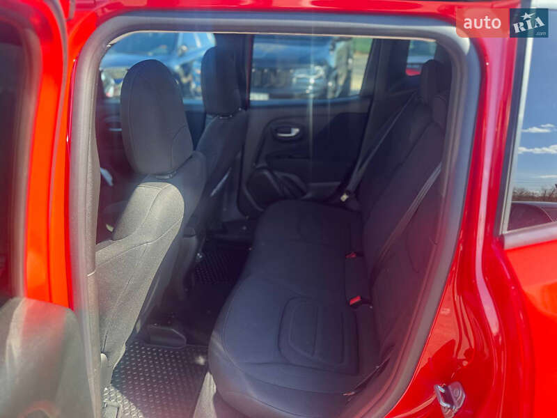 Внедорожник / Кроссовер Jeep Renegade 2021 в Киеве