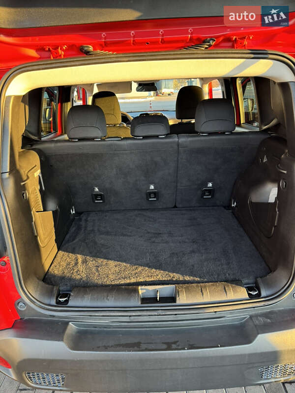 Внедорожник / Кроссовер Jeep Renegade 2021 в Киеве
